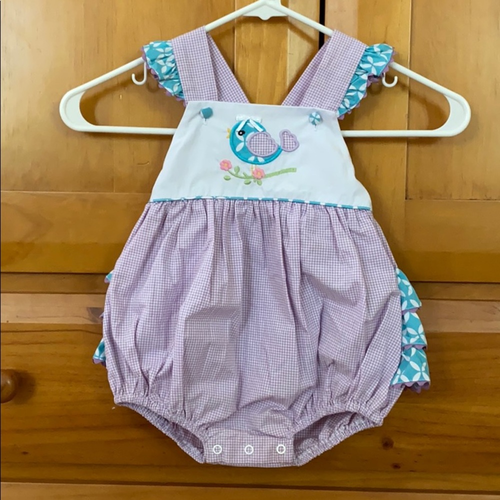 Ruffle bottom bubble